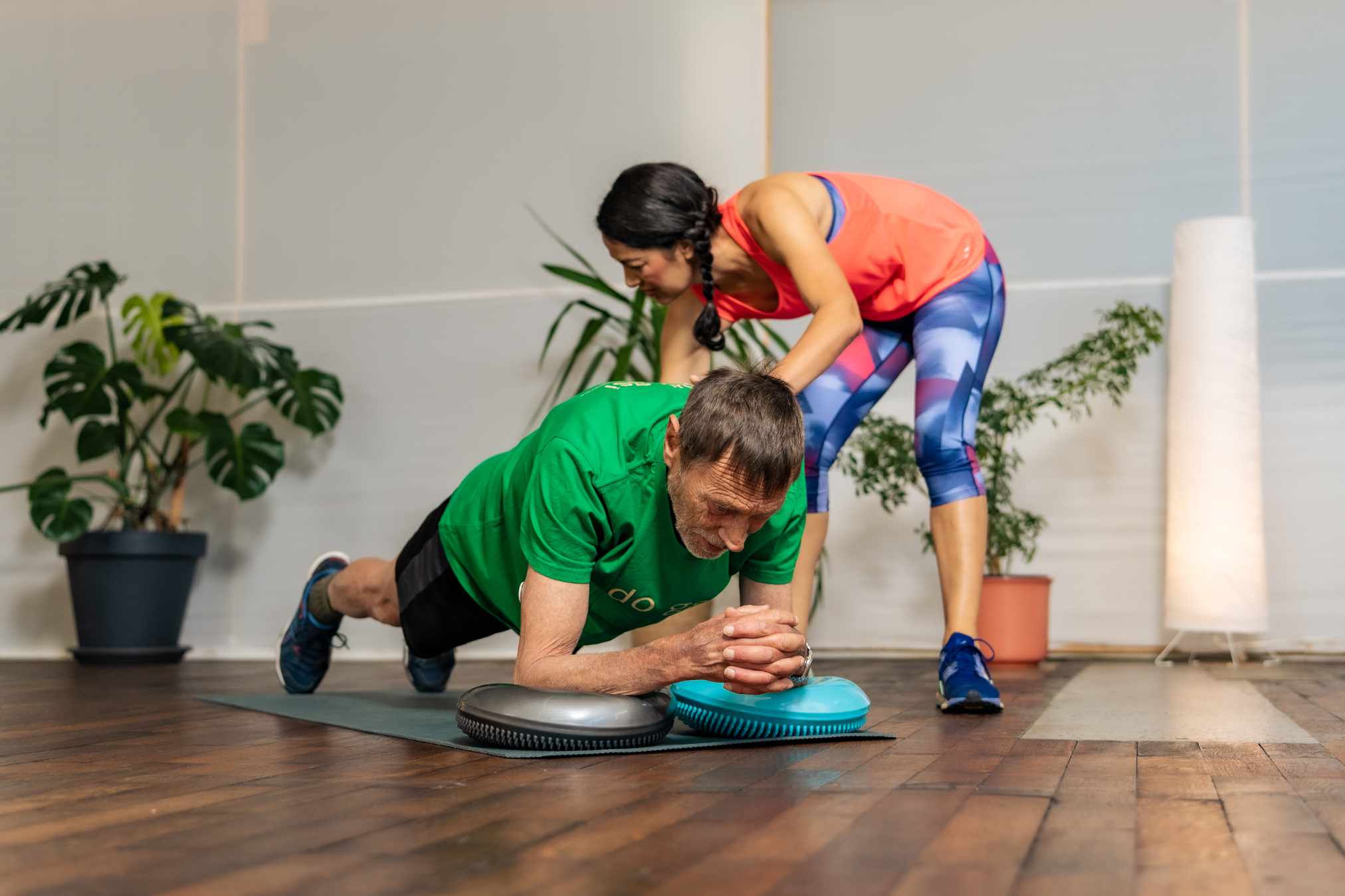 Rückenfit - Bewegungsraum Solymar - Fitnesskurse mit Andrea